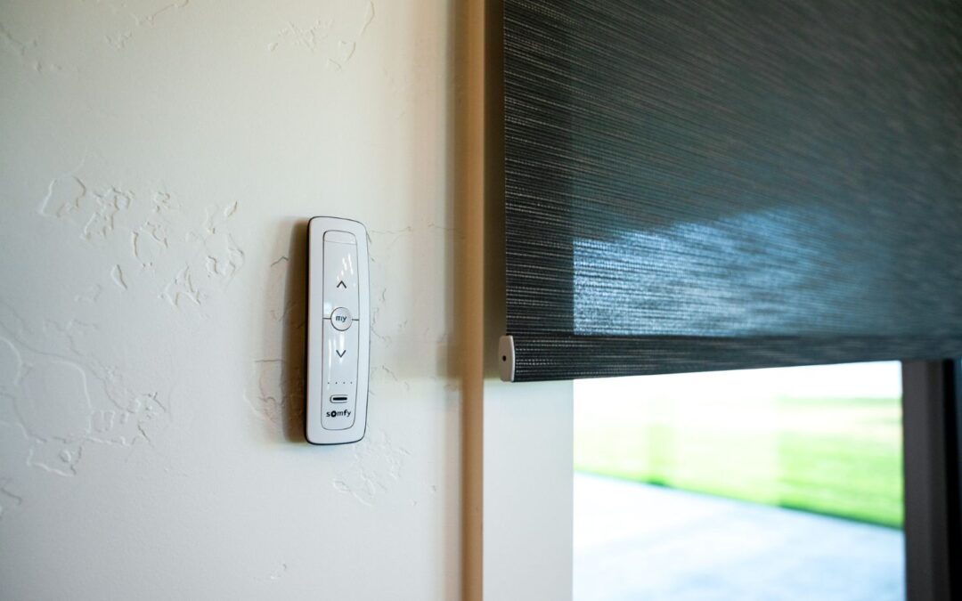 Top 7 Benefits of Motorized Blinds in Multi-Season Homes