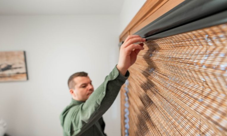 Comparing Blind Companies in LC Valley: What to Look For