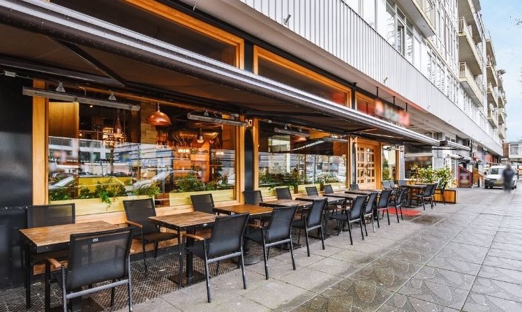 Outdoor Shade Solutions for Restaurants and Commercial Patios